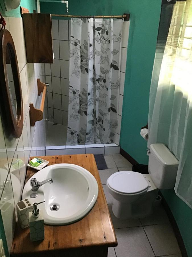 Waleskas Place Bed & Breakfast Puerto Jimenez Exterior photo